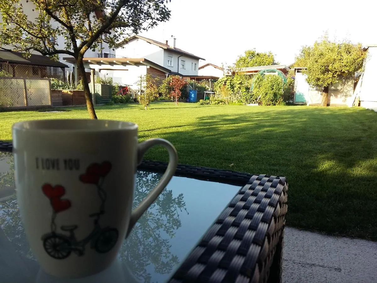 Morning Coffee Apartment Ljubljana Homestay